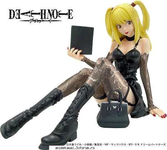 Misa Amane - Misa este un celebru model - Death Note